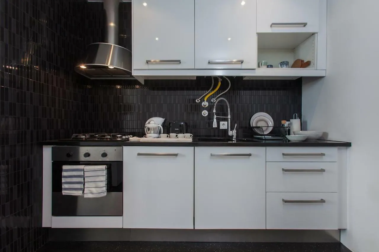 شقة Renovated Apart With Private Courtyard, By Timecooler Lisboa البرتغال